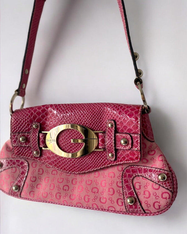 Vintage Guess Bag Pink Y2K by Guess - BAG available on lyonsway.com for 185.00 . Perfect for ABOVE €125,PINK .