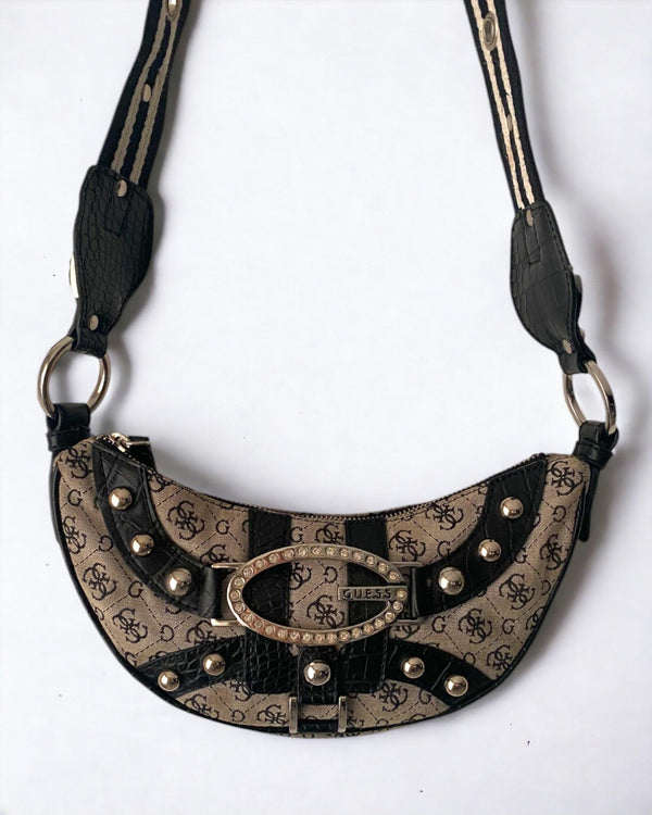 Vintage Guess Bag Beige Y2K Cross-body by Guess - BAG available on lyonsway.com for 155.00 . Perfect for BEIGE .