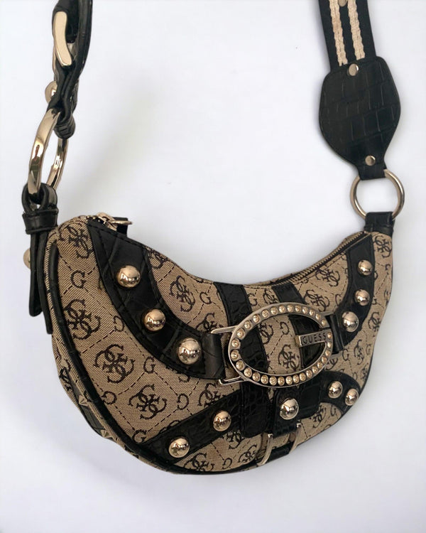Vintage Guess Bag Beige Y2K Cross-body by Guess - BAG available on lyonsway.com for 155.00 . Perfect for BEIGE .