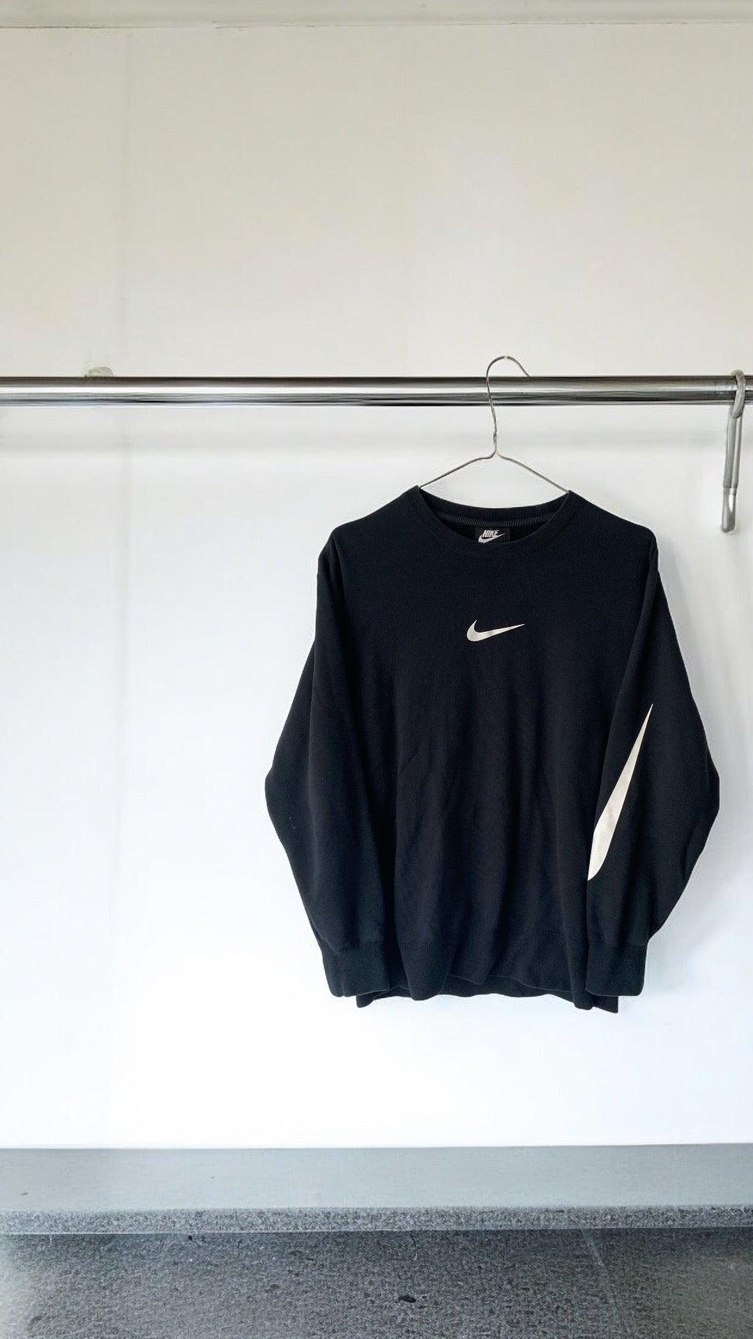 Vintage Nike Centre Swoosh Sweater Size S Lyons way Online Handpicked Vintage Clothing Store