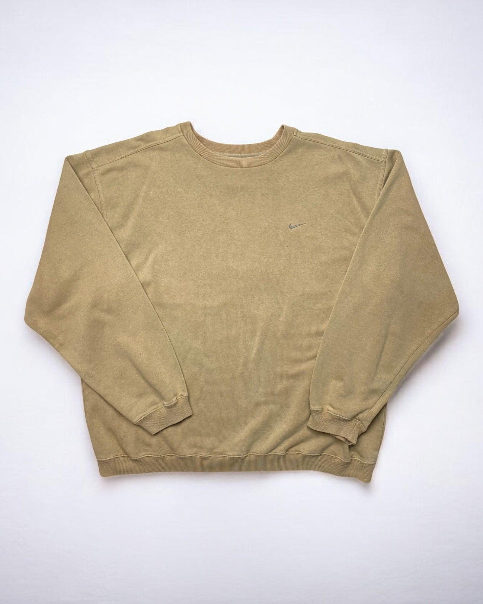 Beige nike crewneck vintage sale