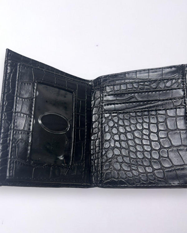 Y2K Black Vintage Guess Wallet by Guess - Wallet available on lyonsway.com for 45.00 . Perfect for WALLET,€25-€55 .