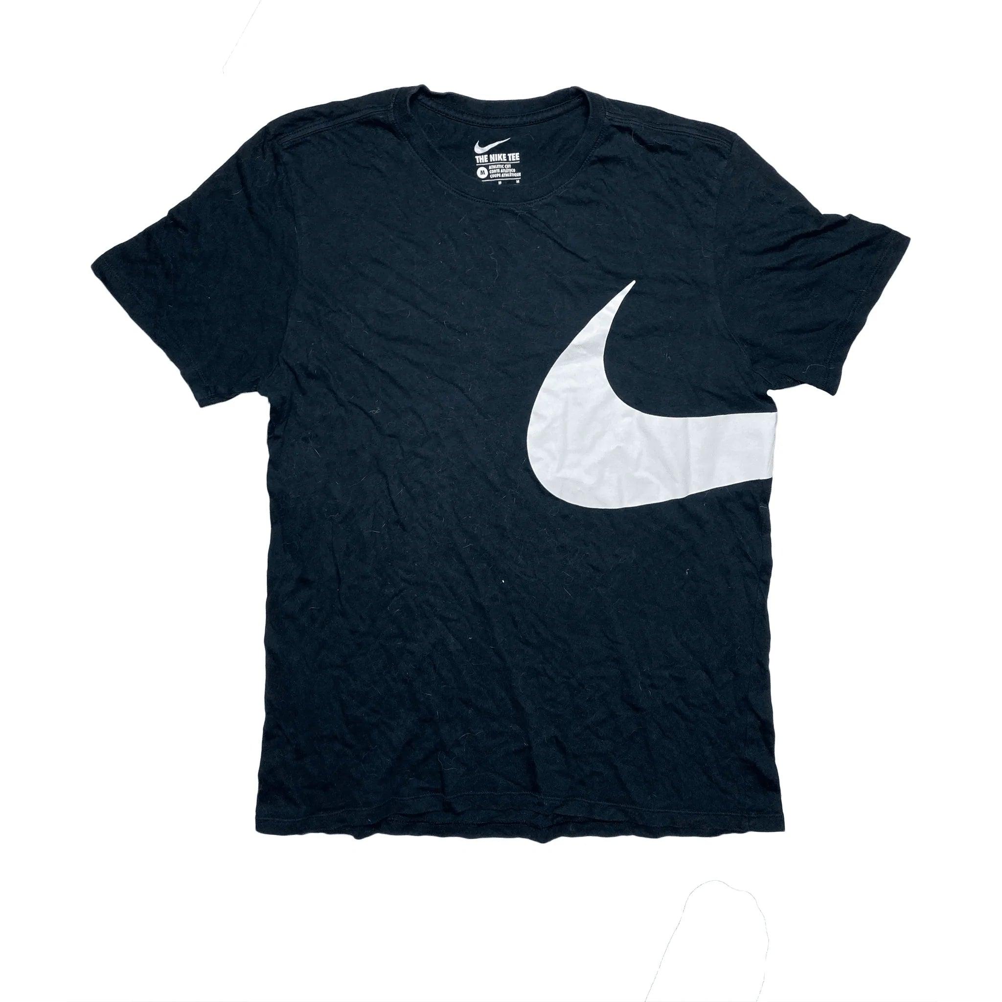 Nike t shirt big swoosh hotsell