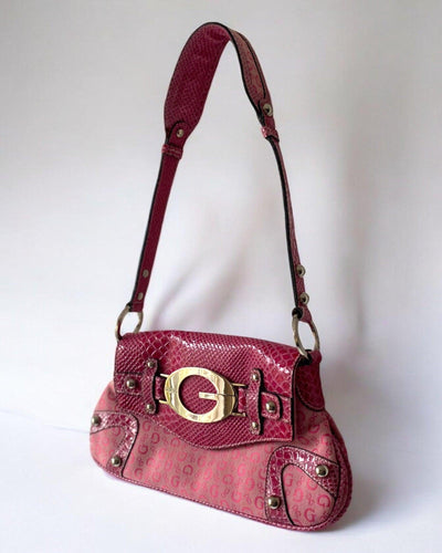 Vintage Guess Bag Pink Y2K by Guess - BAG available on lyonsway.com for 185.00 . Perfect for ABOVE €125,PINK .