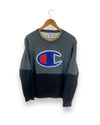 Champion Big Logo Sweater Size M - Lyons way | Online Handpicked Vintage Clothing Store