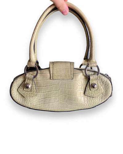 Green Vintage Guess Bag by GUESS - SHOULDER BAG available on lyonsway.com for 85.00 . Perfect for GREEN, GUESS, €75-€100 .