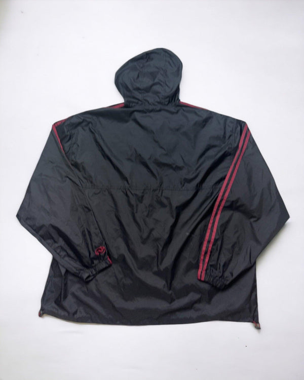 Unique Sports Generation Vintage Tampa Bay Buccaneers Jacket Size L by Vintage USA Sports - Windbreaker available on lyonsway.com for 55.00 . Perfect for BLACK,NFL,€55-€75 .