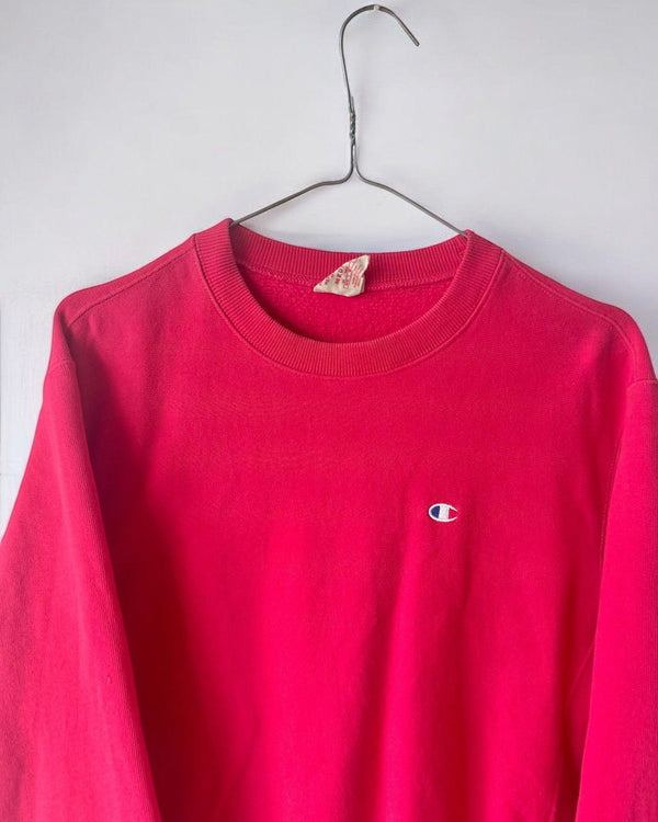 Vintage Champion Size M Pink/Red by Champion - CREWNECK available on lyonsway.com for 40.00 . Perfect for CHAMPION, M, SIZE M, €25-€55 .