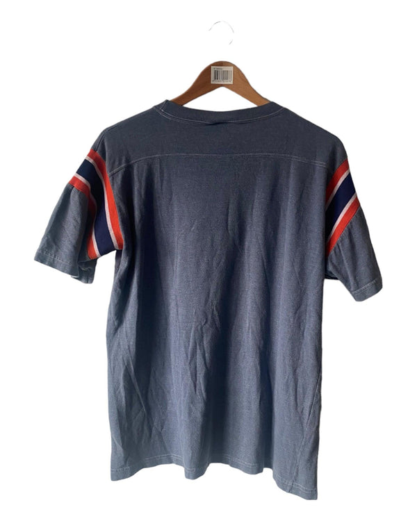 Vintage Diesel Selvedge T-Shirt Size L by Lyons way | Online Handpicked Vintage Clothing Store - available on lyonsway.com for 28.00 . Perfect for BLUE, DARK BLUE, DIESEL, OTHER BRANDS, €25-€55 .