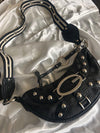 Vintage Guess Bag Black Y2K by Vintage Guess - available on lyonsway.com for 114.95 . Perfect for BLACK, GUESS, €100-€125 .