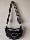 Vintage Guess Bag Black Y2K by Vintage Guess - available on lyonsway.com for 114.95 . Perfect for BLACK, GUESS, €100-€125 .