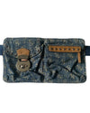 Vintage Guess Bag Denim purse/crossbody bag Y2K by GUESS - BAG available on lyonsway.com for 84.95 . Perfect for BLUE, GUESS, €75-€100 .