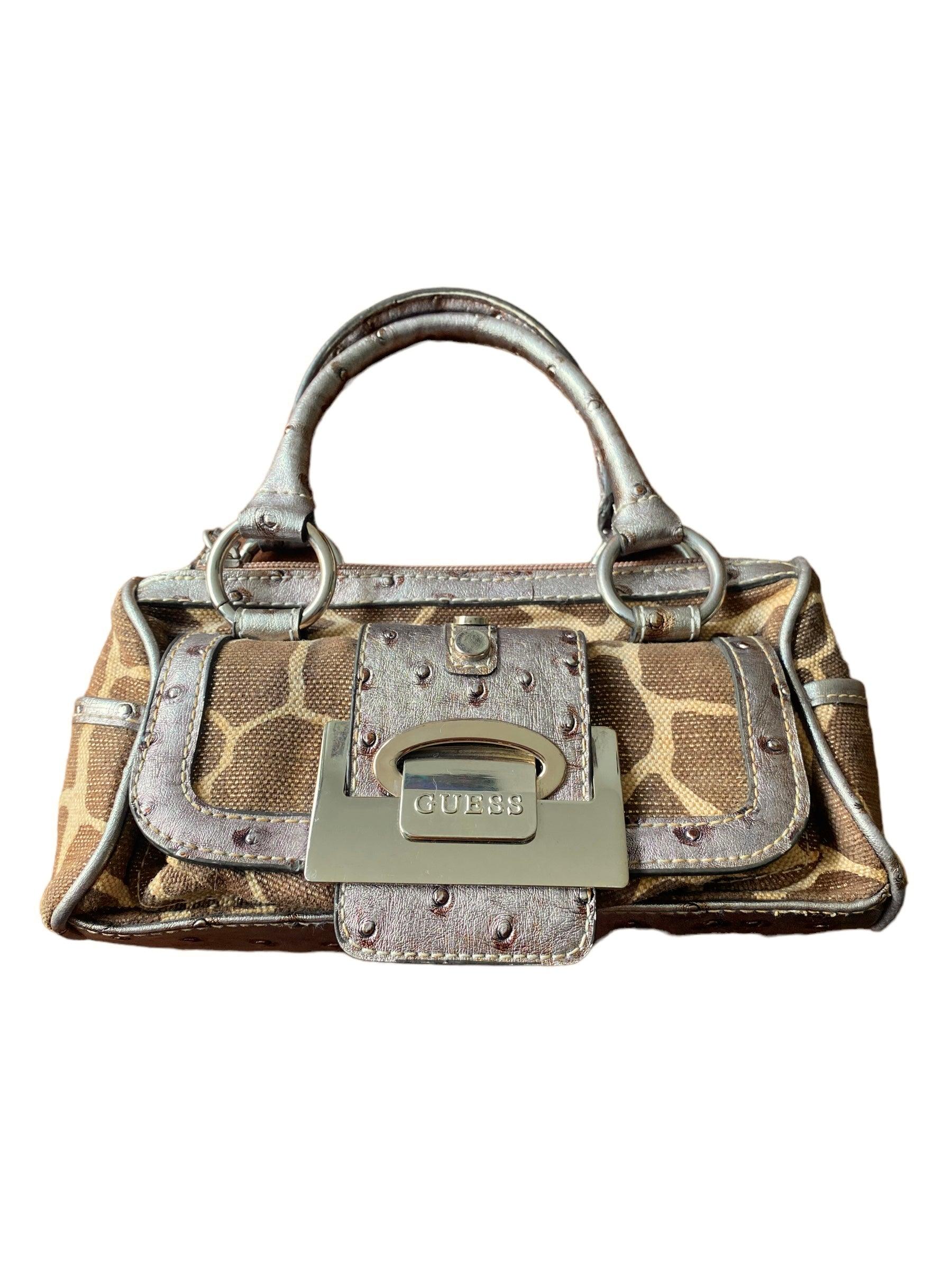 THE ICONIC GUESS VINTAGE BAGS ARE BACK - Numéro Netherlands