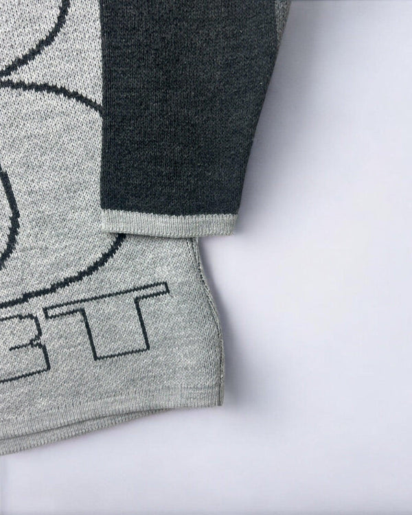 Vintage Simpsons Sweater Size L by The Simpsons - KNITWEAR available on lyonsway.com for 120.00 . Perfect for bart simpson,GREY,L,SIMPSONS,size L,THE SIMPSONS,ULTRA RARE,€100-€125 .