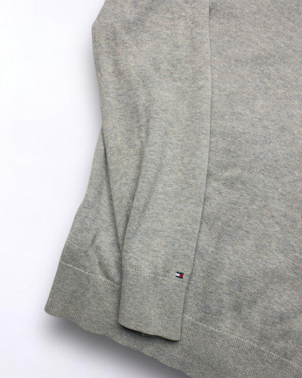 Vintage Tommy Hilfiger Sweater Size M by Tommy Hilfiger - Sweater available on lyonsway.com for 28.49 . Perfect for .