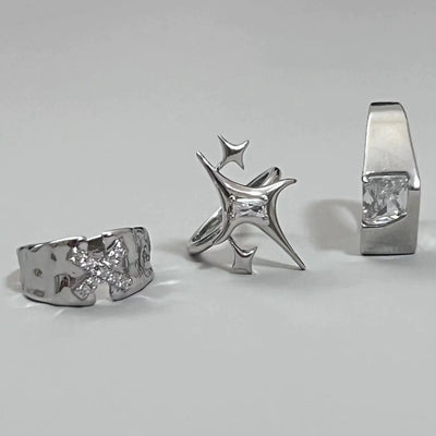 Y2K Crystal Rings by Lyons way | Online Handpicked Vintage Clothing Store - available on lyonsway.com for 17.96 . Perfect for jewelry,rings,unisex .