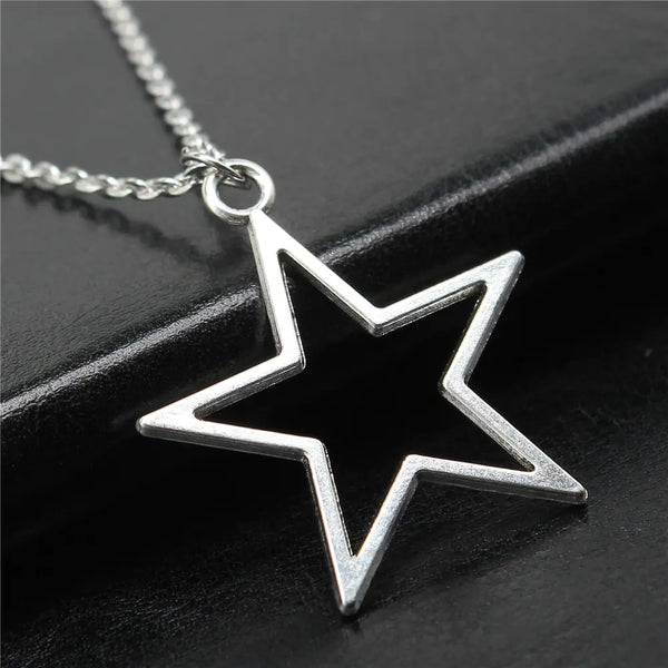 Y2K Vintage Hollow Star Pendant Necklace by Lyons way | Online Handpicked Vintage Clothing Store - available on lyonsway.com for 13.93 . Perfect for accessory,gift,jewelry,necklace .
