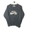 Black Nike Sb Sweater Size M by Nike - SWEATER available on lyonsway.com for 32.00 . Perfect for BLACK, M, NIKE, SIZE M, €25-€55 .