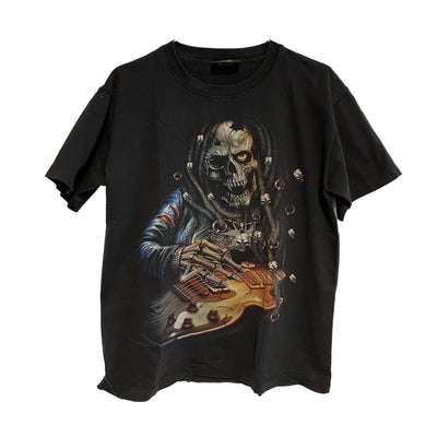 Black Vintage Skull Graphic Shirt Size M by OTHER BRANDS - t-shirt available on lyonsway.com for 10.00 . Perfect for BLACK, M, OTHER BRANDS, €0-€25 .