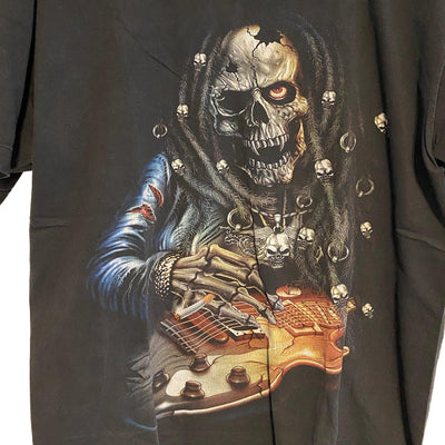 Black Vintage Skull Graphic Shirt Size M by OTHER BRANDS - t-shirt available on lyonsway.com for 10.00 . Perfect for BLACK, M, OTHER BRANDS, €0-€25 .