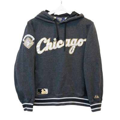 Cooperstown Majestic Usa Chicago Hoodie in Size S by MAJESTIC - HOODIE available on lyonsway.com for 49.00 . Perfect for GREY, MAJESTIC, PROMOTION, S, €25-€55 .