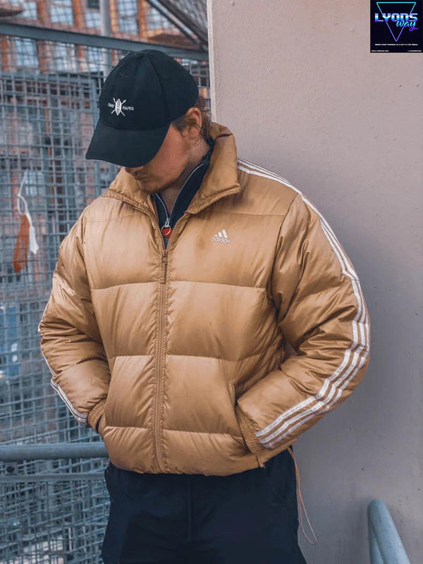 Gold Puffer Adidas Jacket Vintage Size M by ADIDAS - Coats & Jackets available on lyonsway.com for 54.95 . Perfect for ADIDAS, M, PUFFER, PUFFER JACKET, PUFFERJACKET, €25-€55 .
