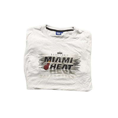 NBA SHIRT MIAMI HEAT WHITE SIZE M by NBA - t-shirt available on lyonsway.com for 14.95 . Perfect for M, NBA, SALE, SIZE M, WHIE, €0-€25 .