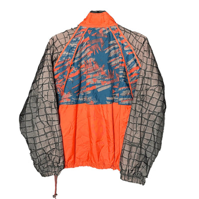 NIKE ORANGE WITH PRINT WINTBREAKER JACKET SIZE M by Nike - Coats & Jackets available on lyonsway.com for 39.94 . Perfect for NIKE, ORANGE, SALE, SIZE M, €25-€55 .