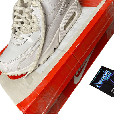 NIKE WMNS AIR MAX 90 921304-101 WITH BOX SIZE EUR 38 by NIKE - SNEAKERS available on lyonsway.com for 54.95 . Perfect for EUR 38, NIKE, PROMOTION, WHITE, €25-€55 .