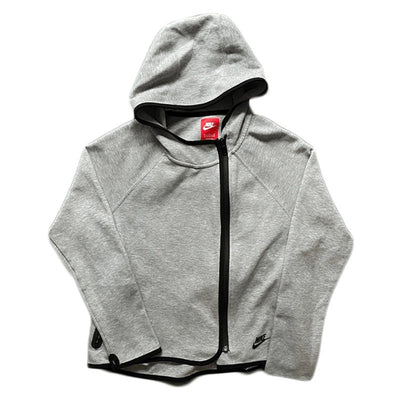 Nike zipper vest grey size xs by Nike - ZIPPER available on lyonsway.com for 34.95 . Perfect for GREY, NIKE, OVERSIZED, PROMOTION, spellout, techfleece, VEST, vintage, XS, €25-€55 .