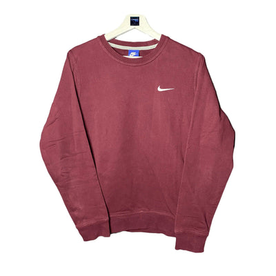 RED NIKE SWEATER SIZE M by Nike - CREWNECK available on lyonsway.com for 39.95 . Perfect for M, NIKE, RED, SIZE M, €25-€55 .