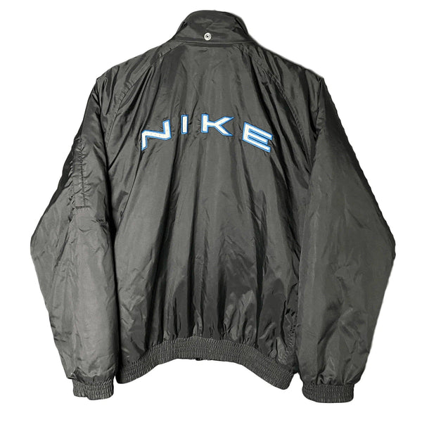 VINTAGE NIKE BOMBER JACKET WITH SPELLOUT IN SIZE M by Nike - jacket available on lyonsway.com for 74.95 . Perfect for BLACK, BOMBER, BOMBER JACKET, M, NIKE, PROMOTION, €75-€100 .