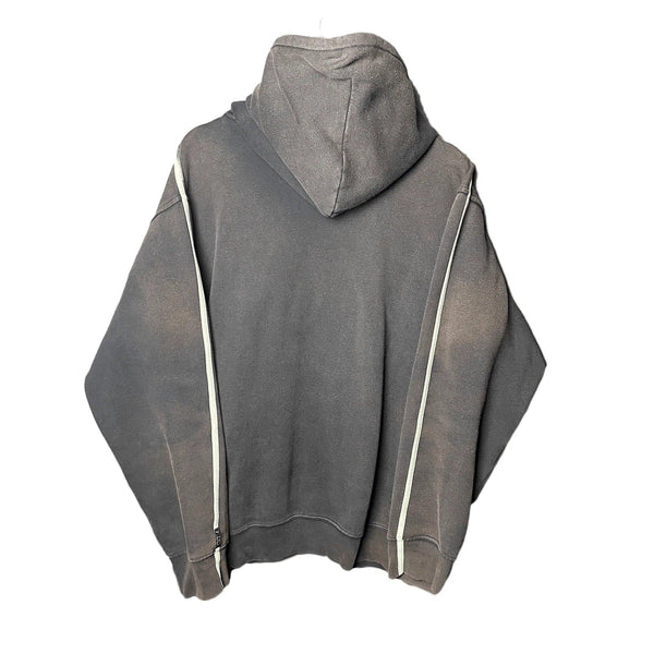 VINTAGE PUMA HOODIE SIZE L by PUMA - HOODIE available on lyonsway.com for 14.95 . Perfect for BROWN, PUMA, SIZE L, €0-€25 .